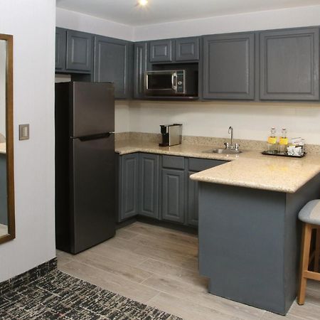 Voco Saltillo Suites By Ihg 外观 照片