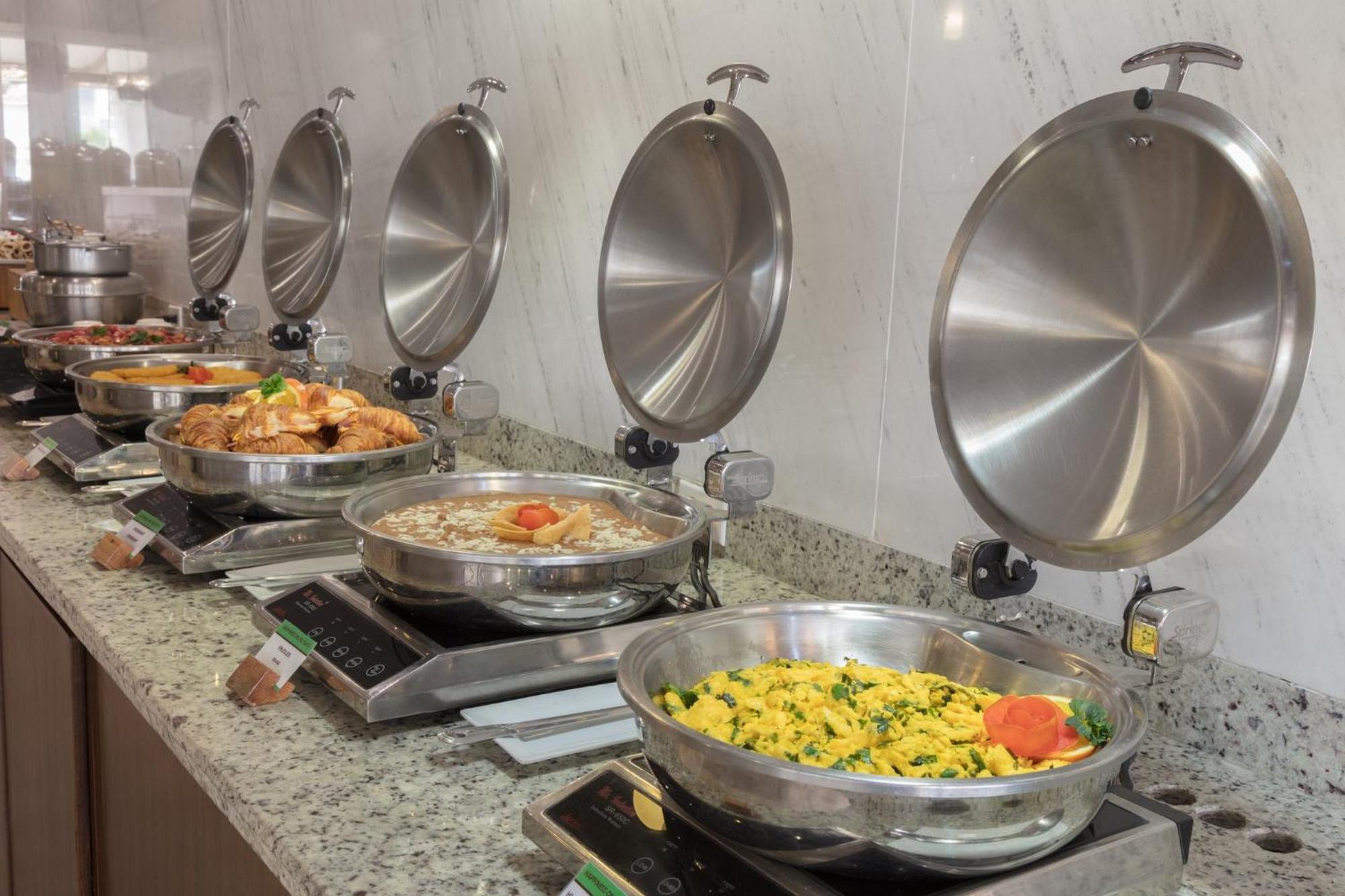 Voco Saltillo Suites By Ihg 外观 照片