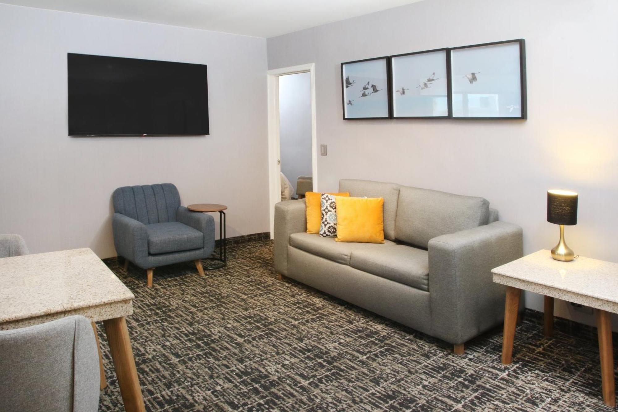 Voco Saltillo Suites By Ihg 外观 照片