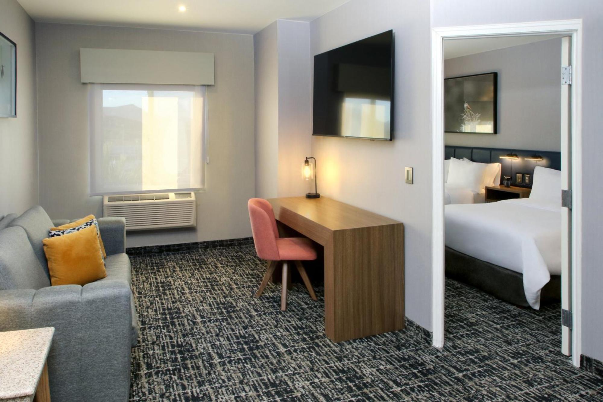 Voco Saltillo Suites By Ihg 外观 照片